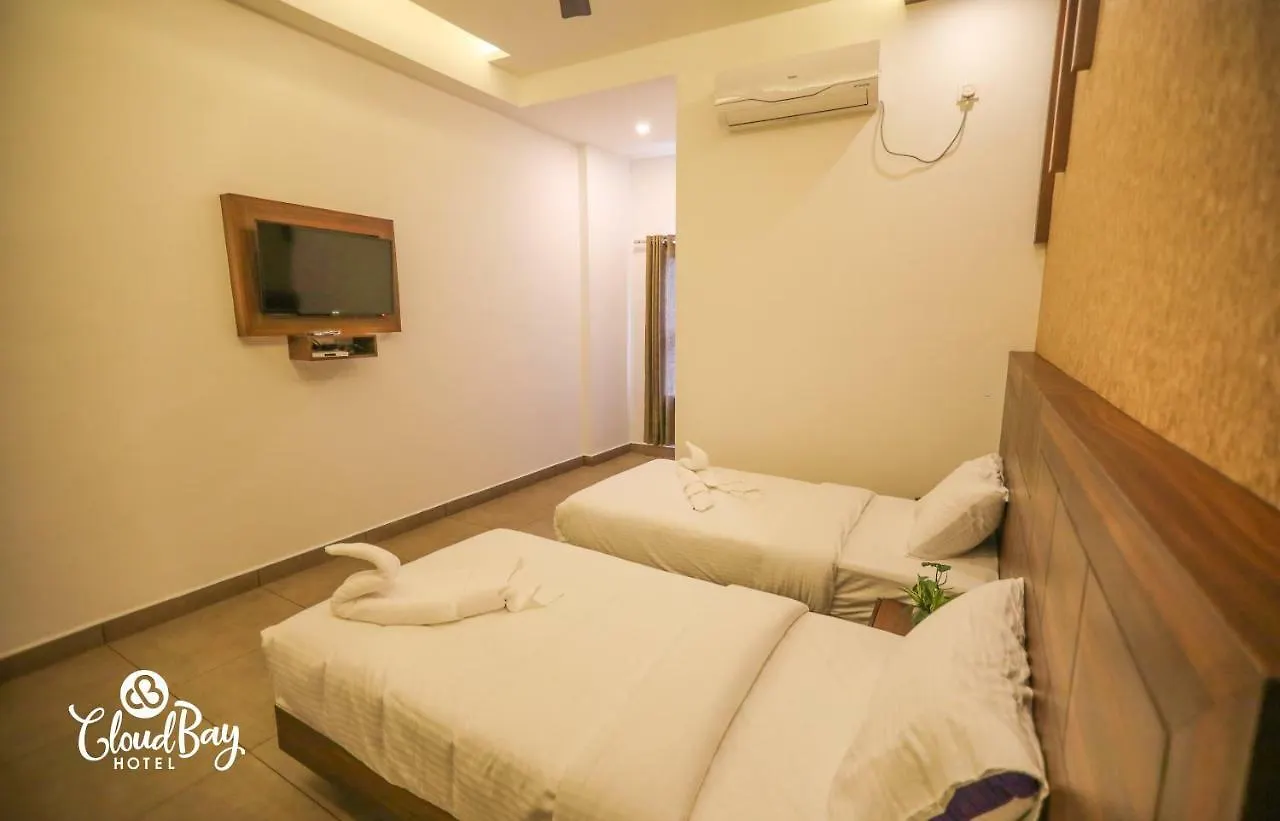 Hotel Cloudbay Kattappana
