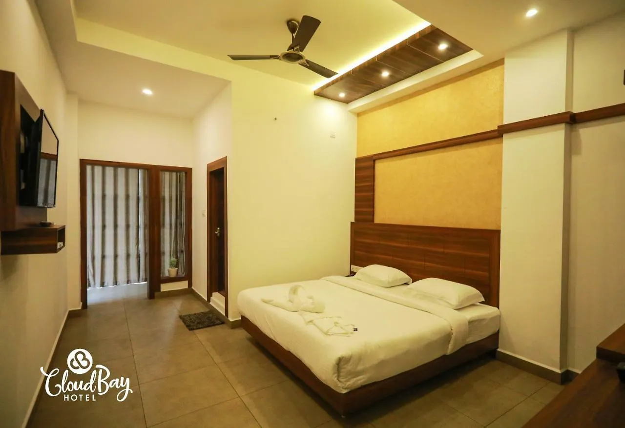 Hotel Cloudbay Kattappana