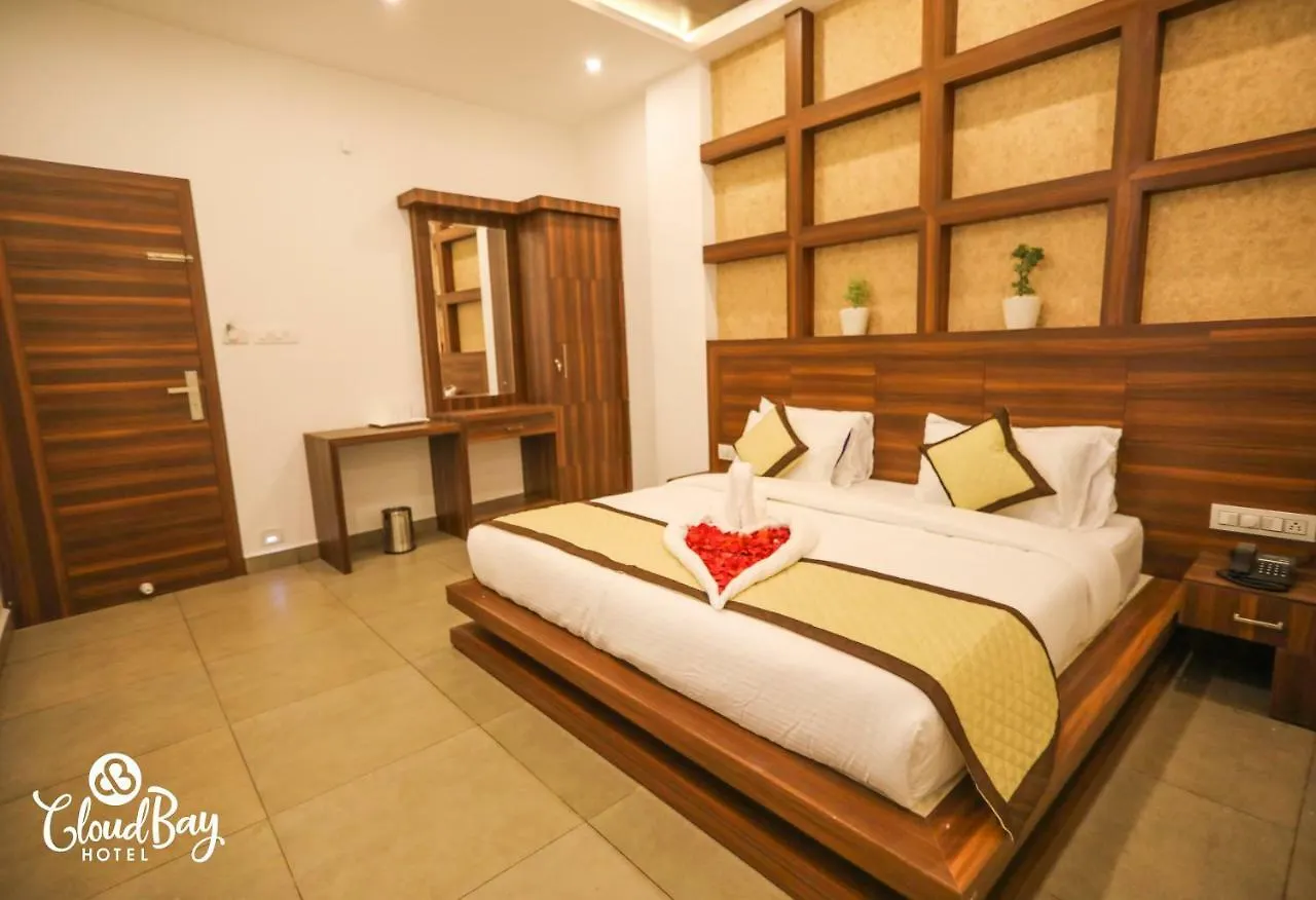 Hotel Cloudbay Kattappana