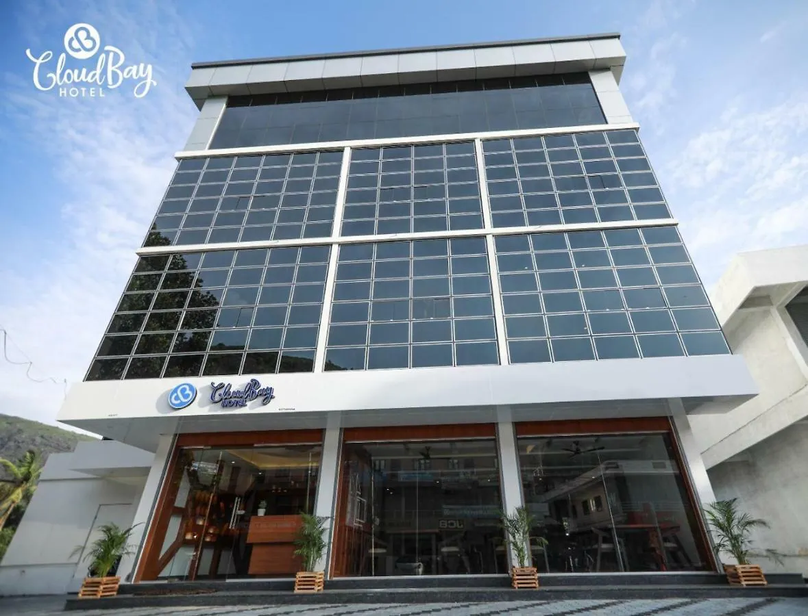 Hotel Cloudbay Kattappana